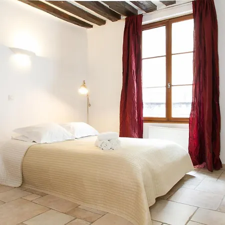Private Studio - Louvre - Saint Honore Parigi